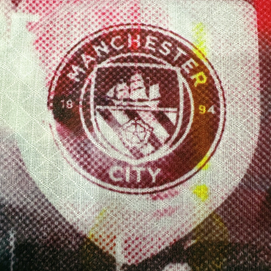 Player Version Manchester City FtblNrgy+ Retro Jersey 2025/26