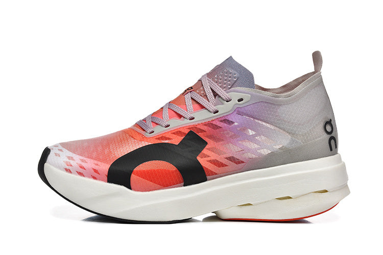 On Cloudboom Strike Running Shoes White/Horizon