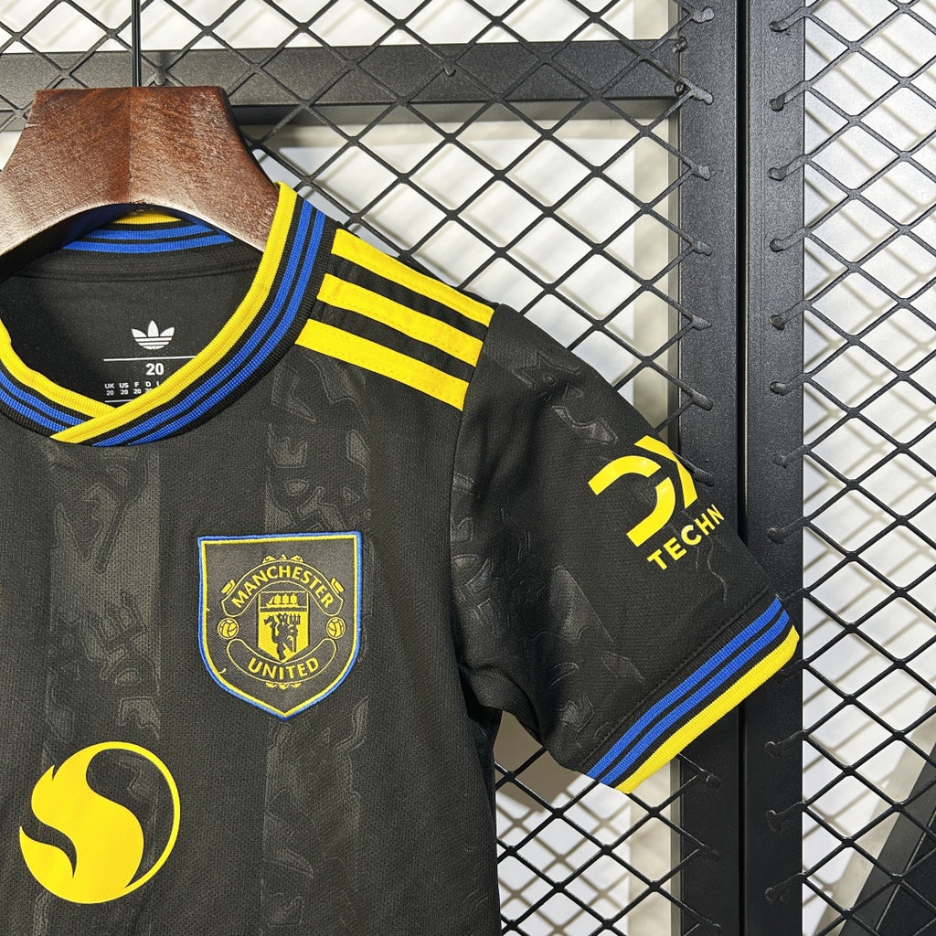 Kid's Manchester United Third Away Kit 2025/26