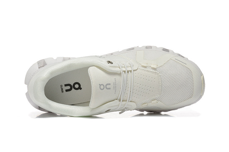 On Running Cloud 5 All White