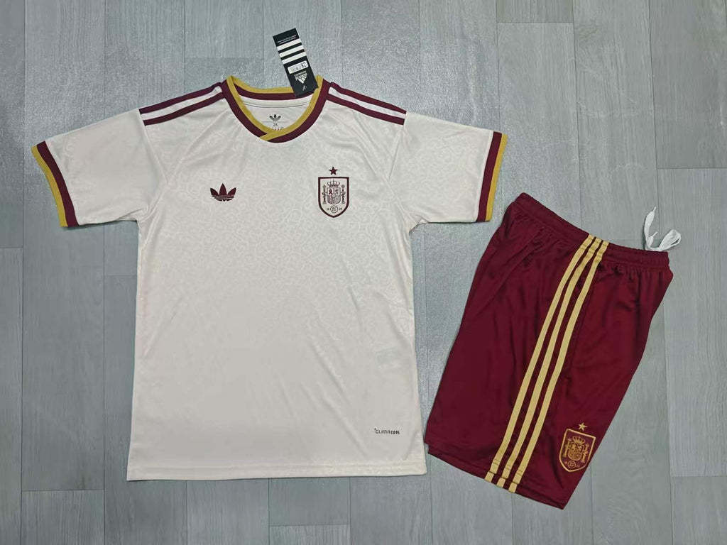 KIDS Spain Retro Kit – Off-White/Maroon