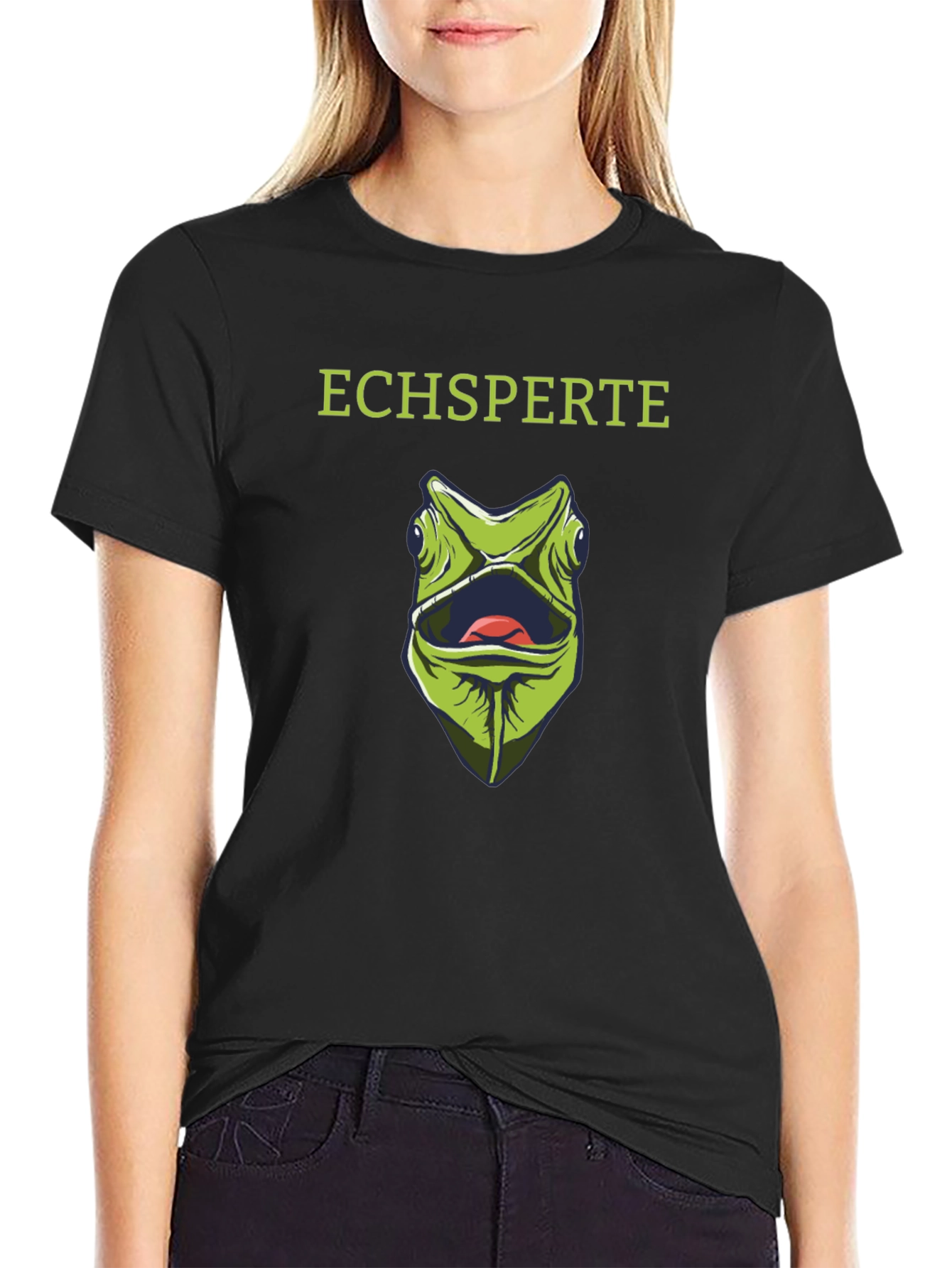Echsperte Chameleon Graphic Tee - Unique Reptile Lover Shirt