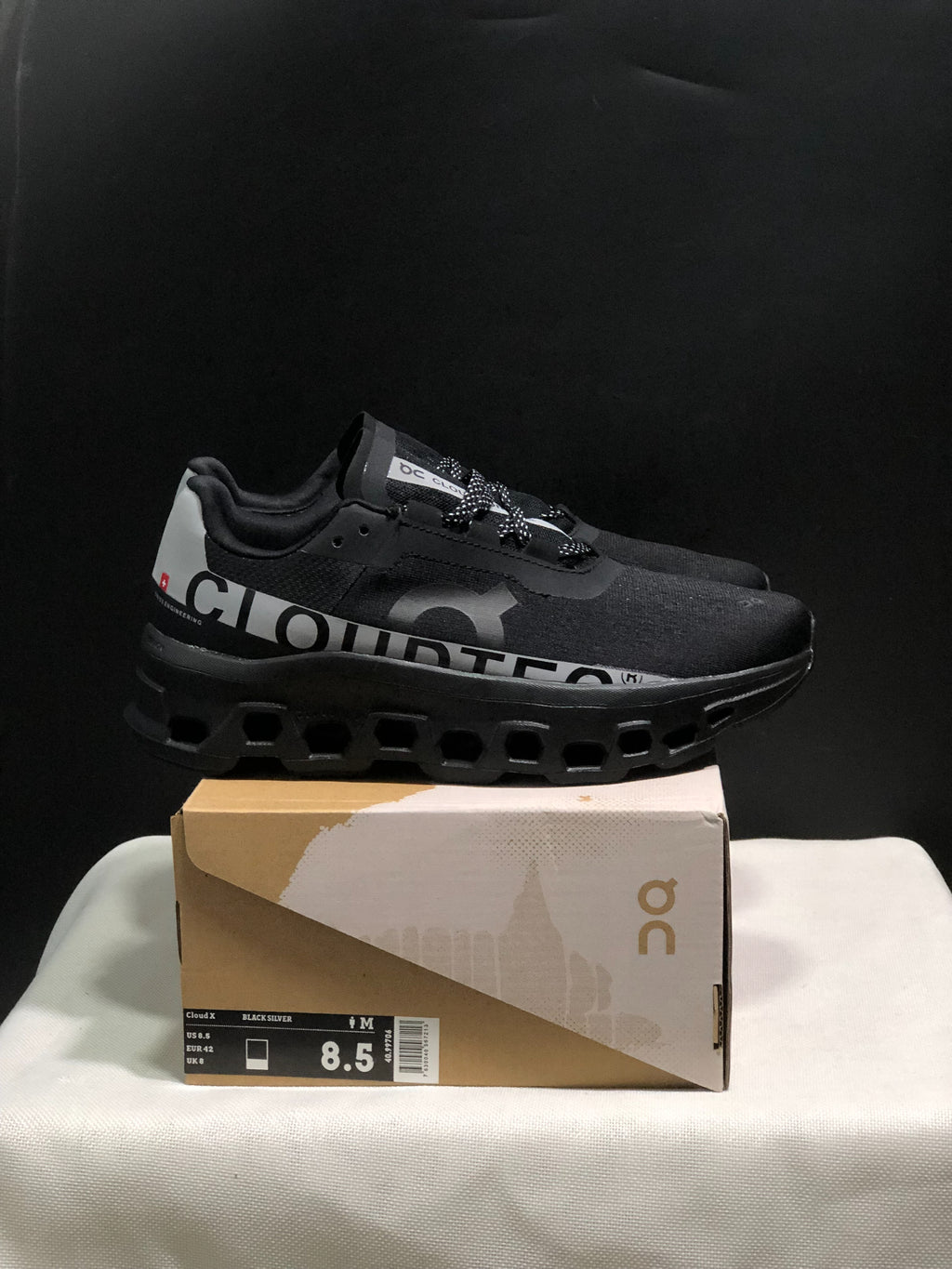 On Running Cloudmonster Sneakers Black | Gray