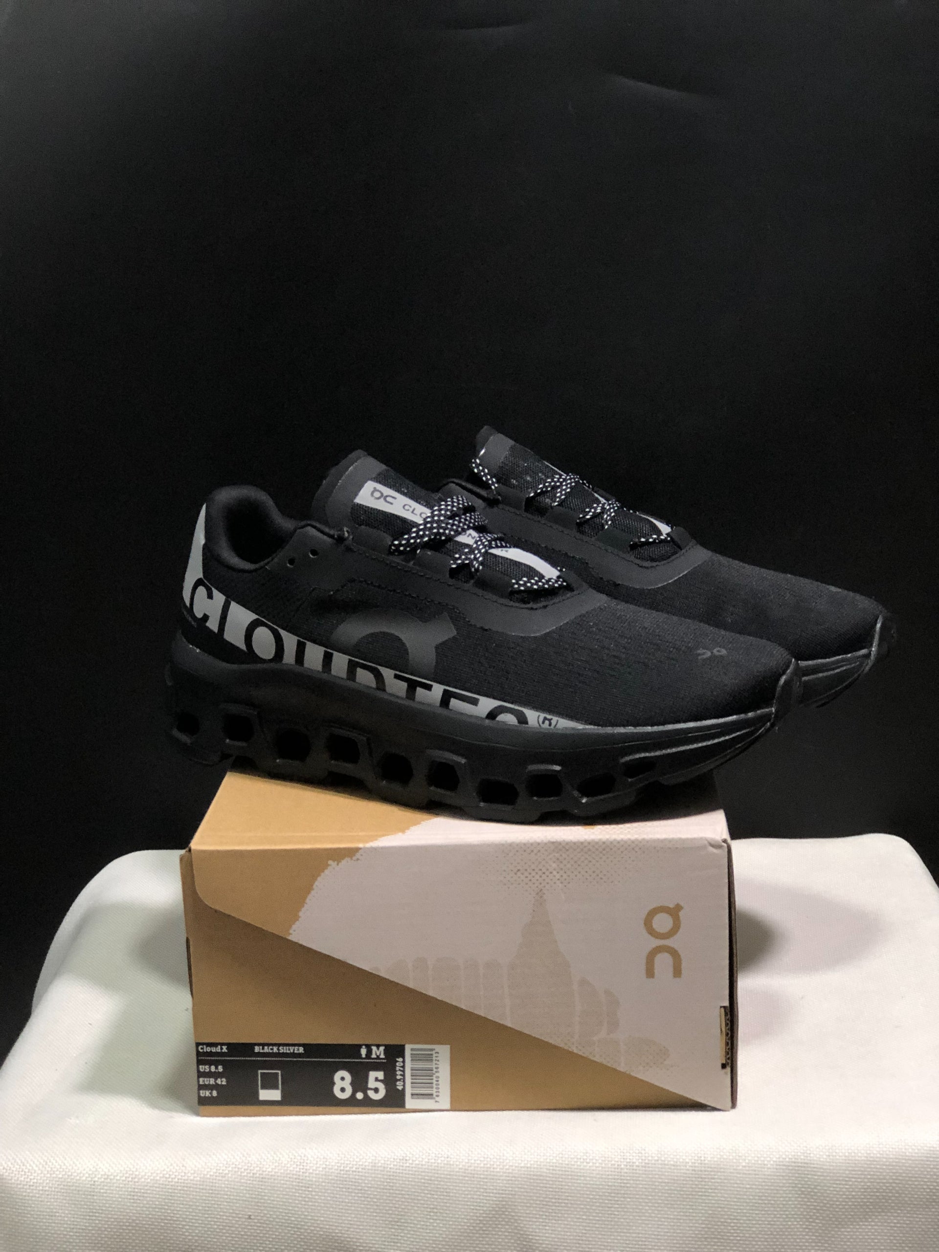 On Running Cloudmonster Sneakers Black | Gray