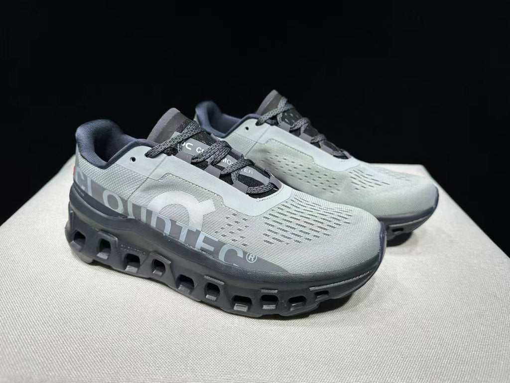 On Running Cloudmonster Sneakers Silver gray