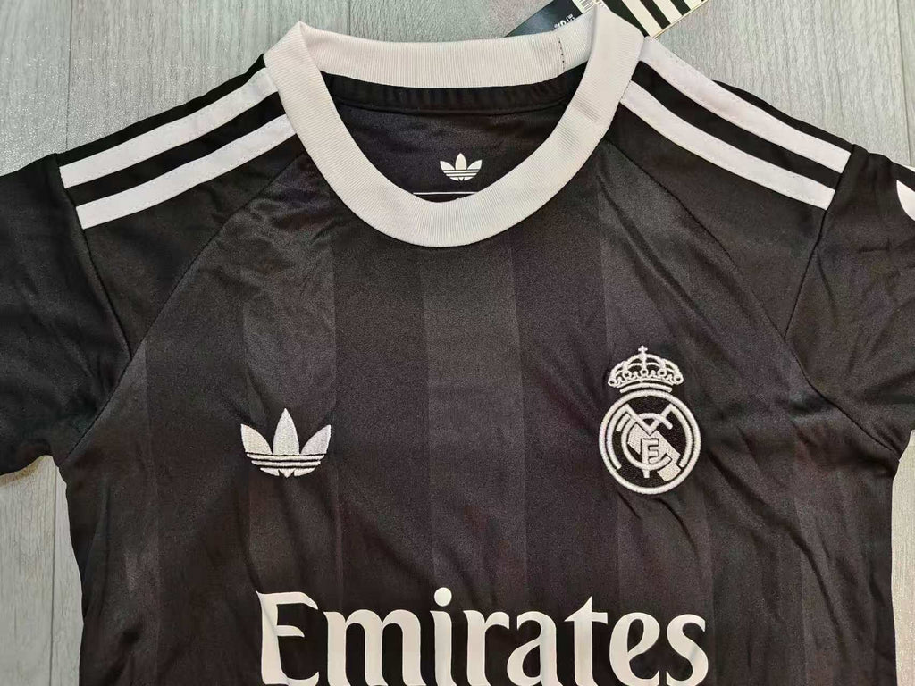 KIDS Real Madrid  Third Mini Kit