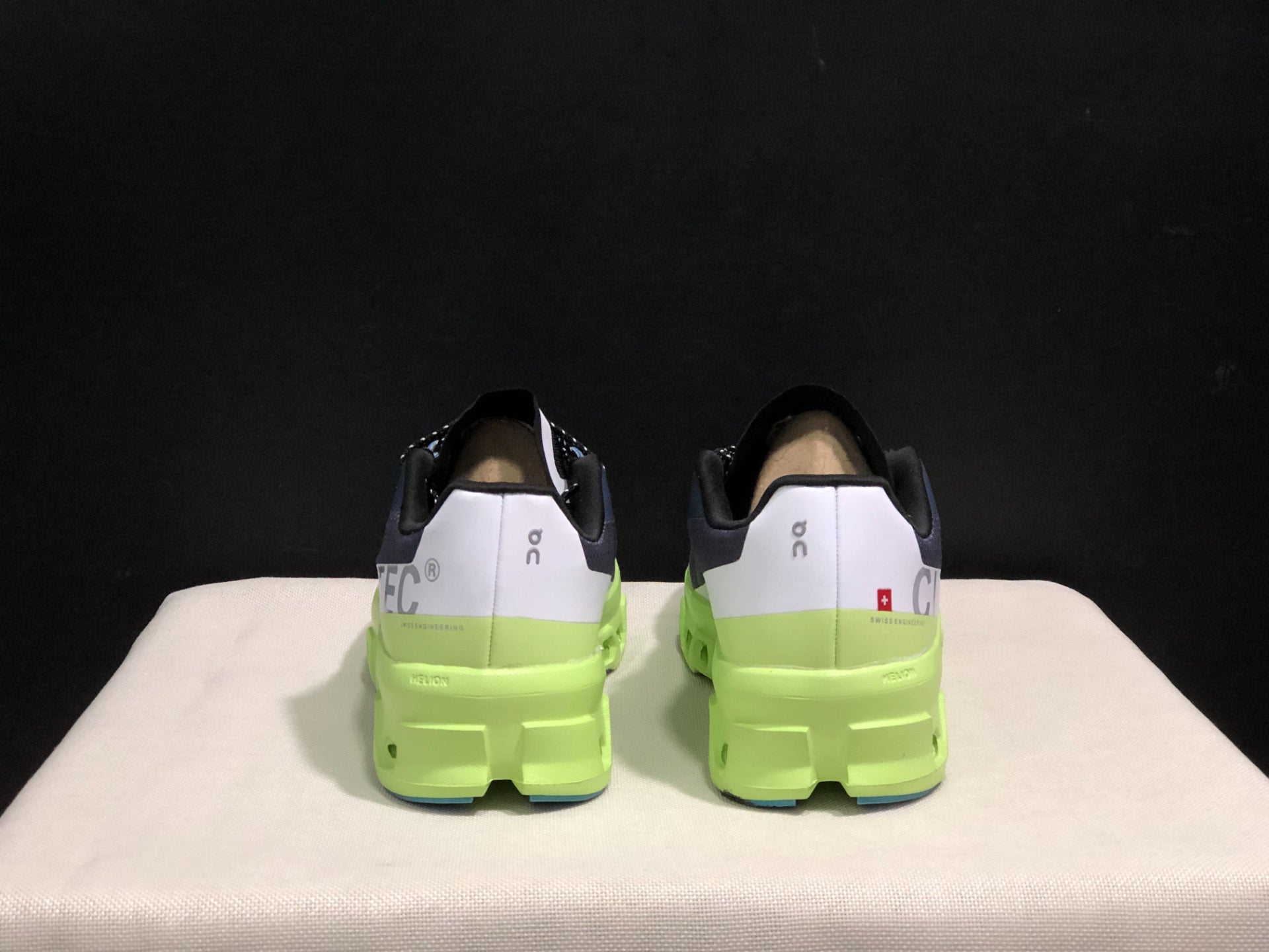 On Running Cloudmonster Sneakers Dark Blue | Green