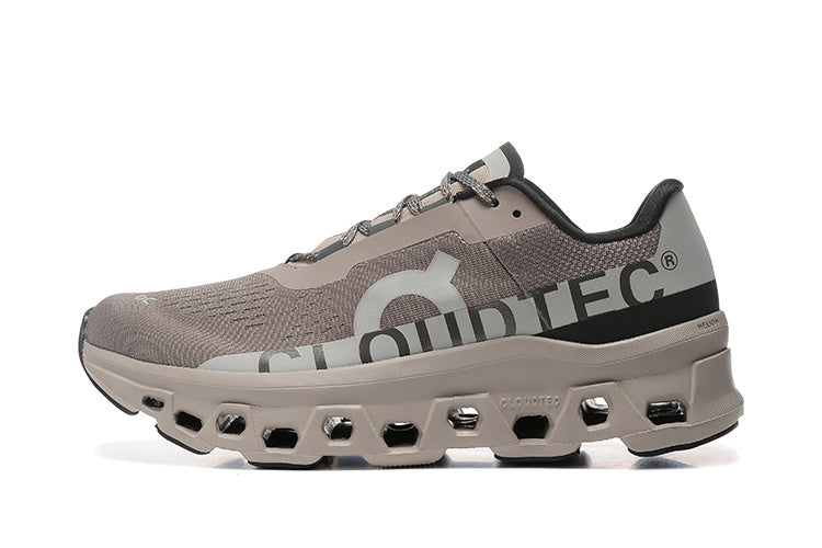 On Running Cloudmonster Sneakers Light brown