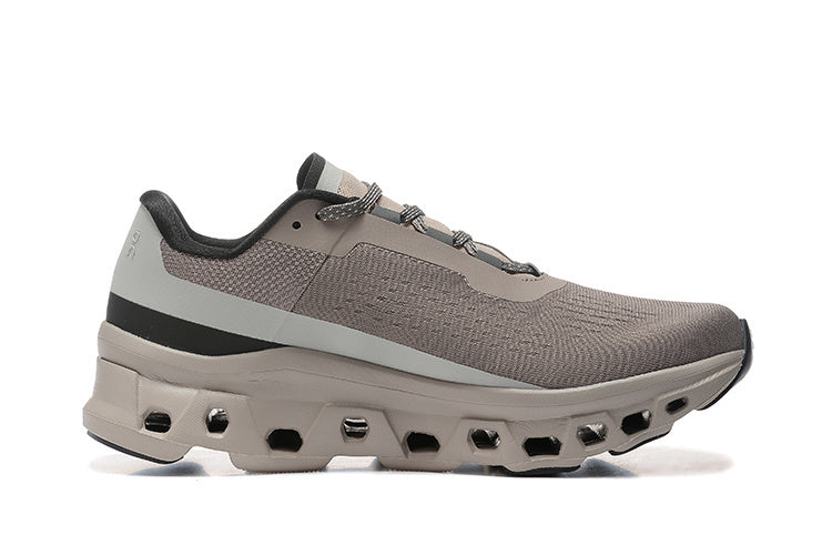 On Running Cloudmonster Sneakers Light brown