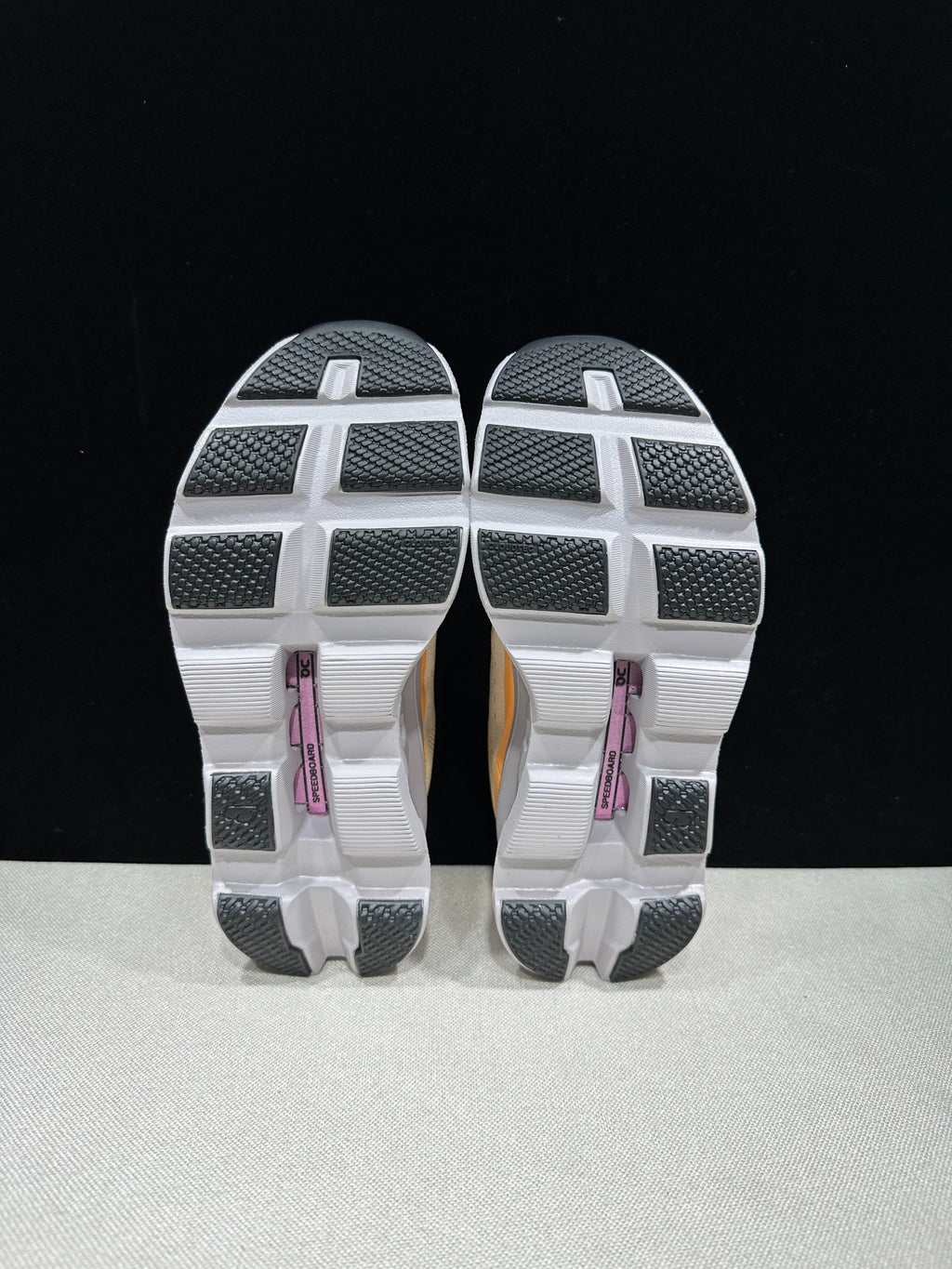 On Running Cloudmonster Sneakers Light Gold | Orange Pink