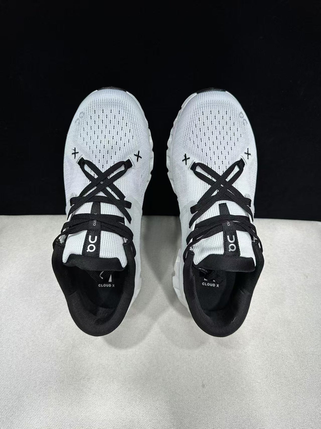 On Cloud X 4 Running Shoes Ivory White
