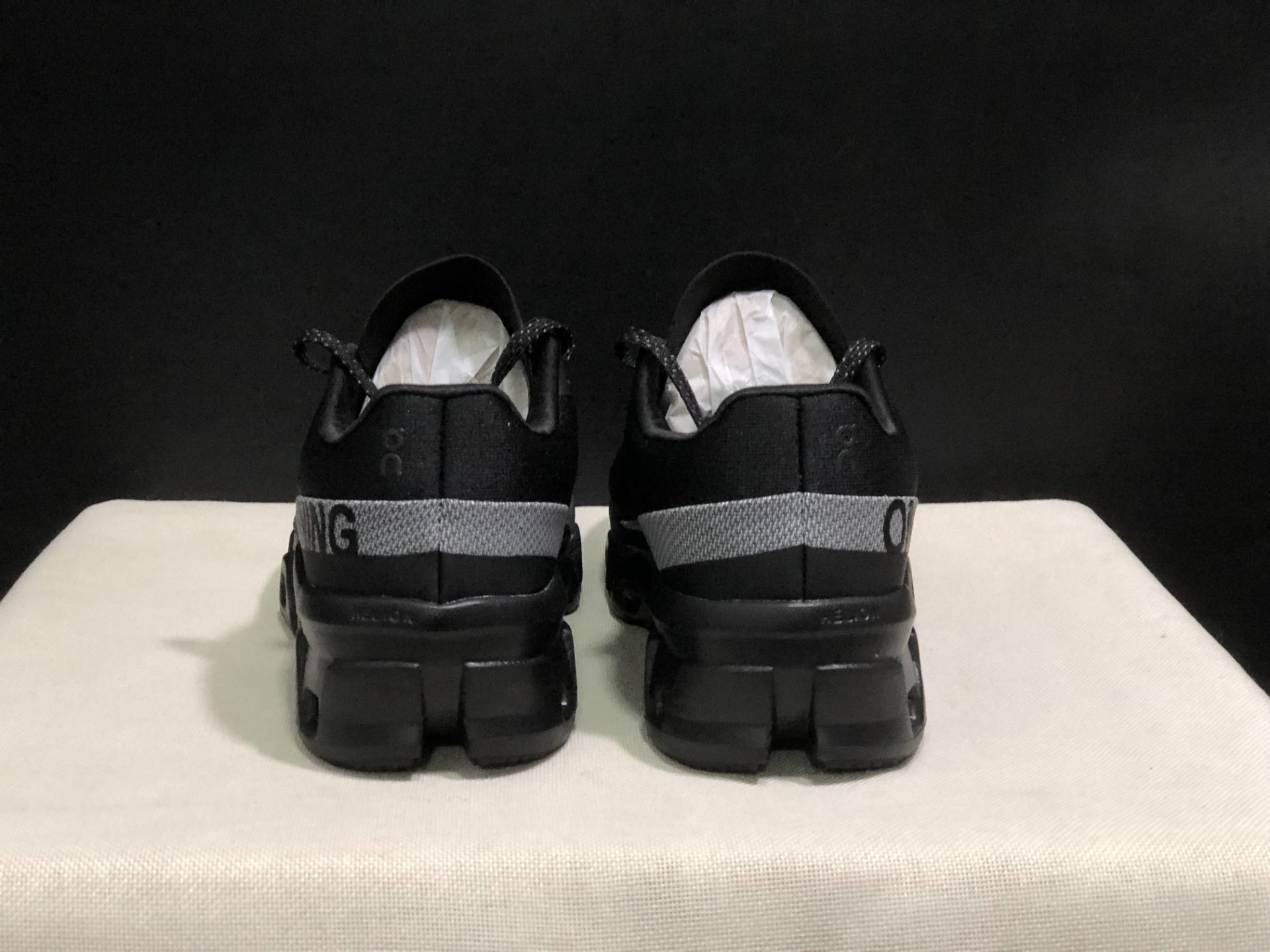 On Running Cloudmonster Black