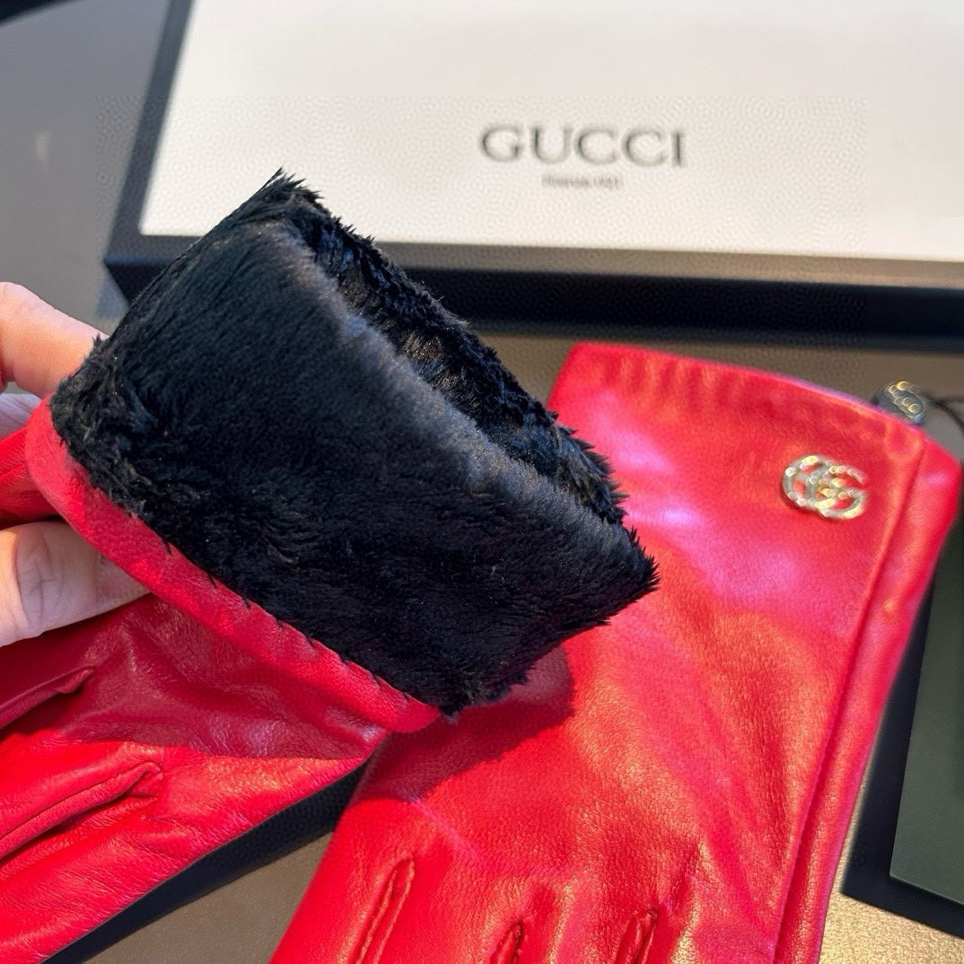TOUCHSCREEN GLOVES IN RED LAMBSKIN AND SHEARLING LINING 463862