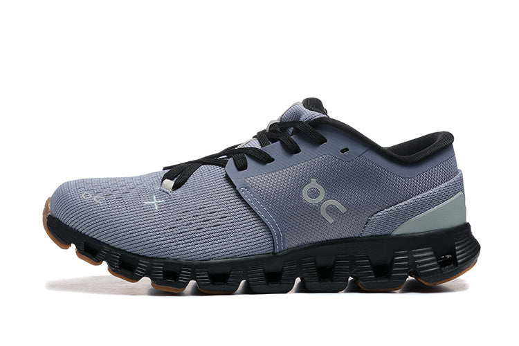 On Running Cloud X 4 Feather/Black