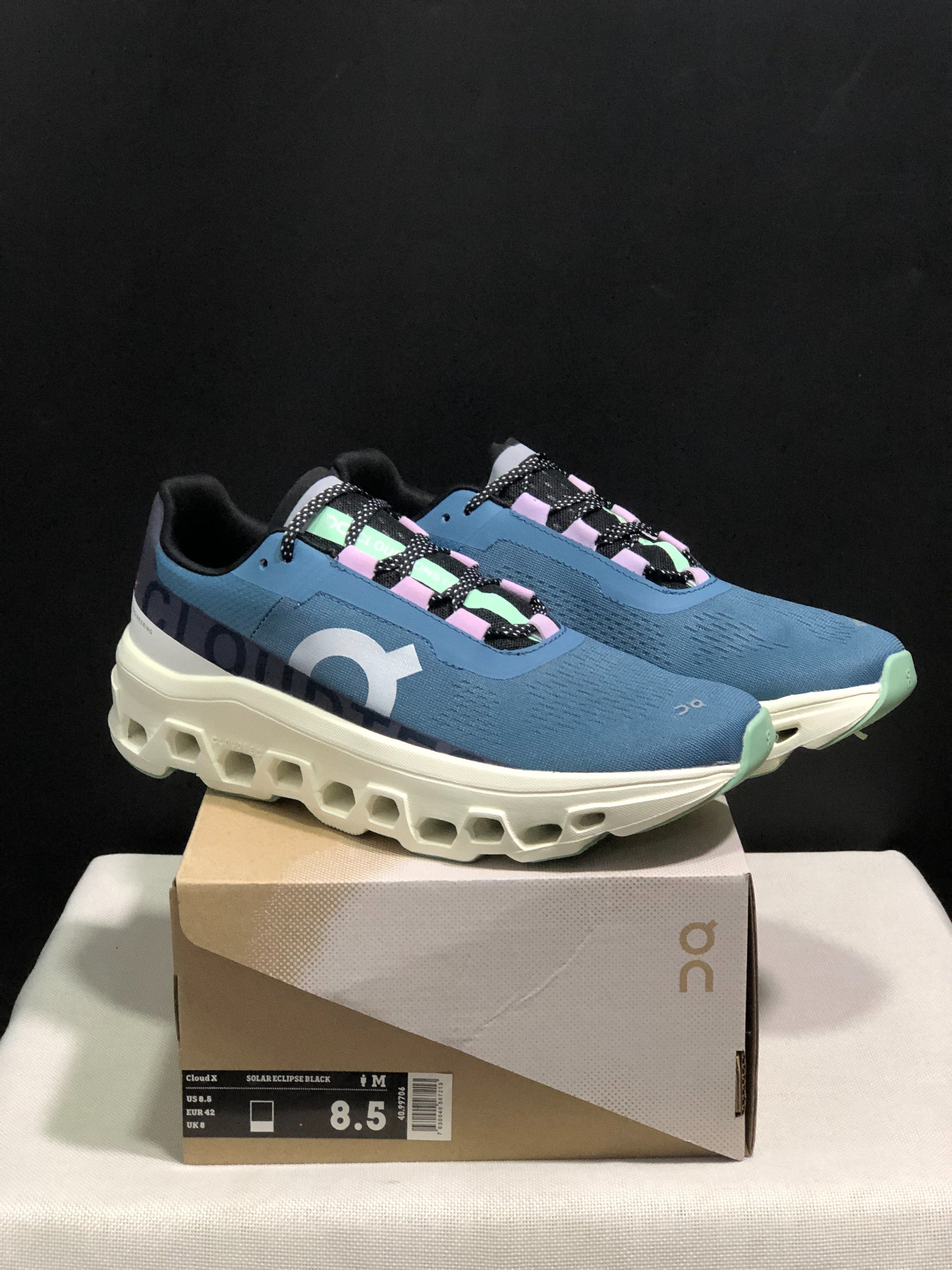 On Running Cloudmonster Sneakers Blue | White