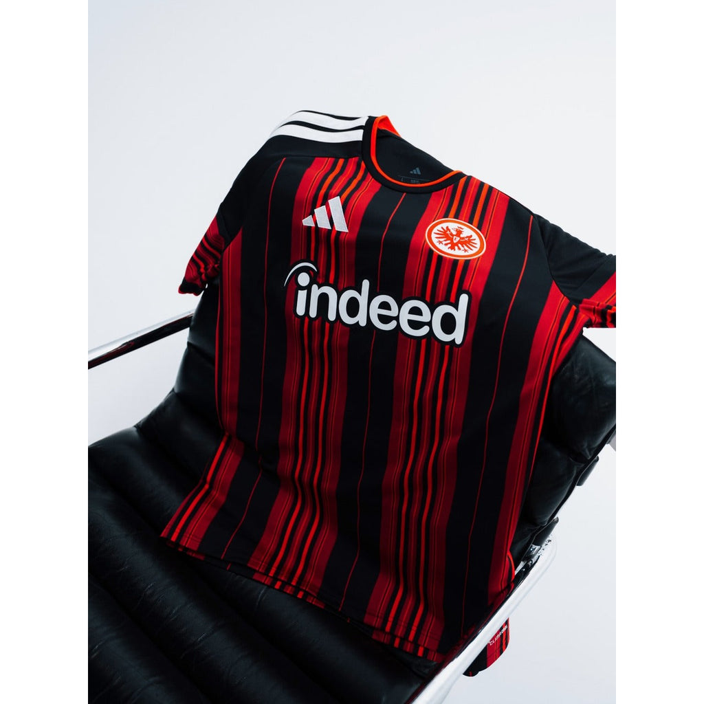 Eintracht Frankfurt 2026/27 Home Jersey (Custom)
