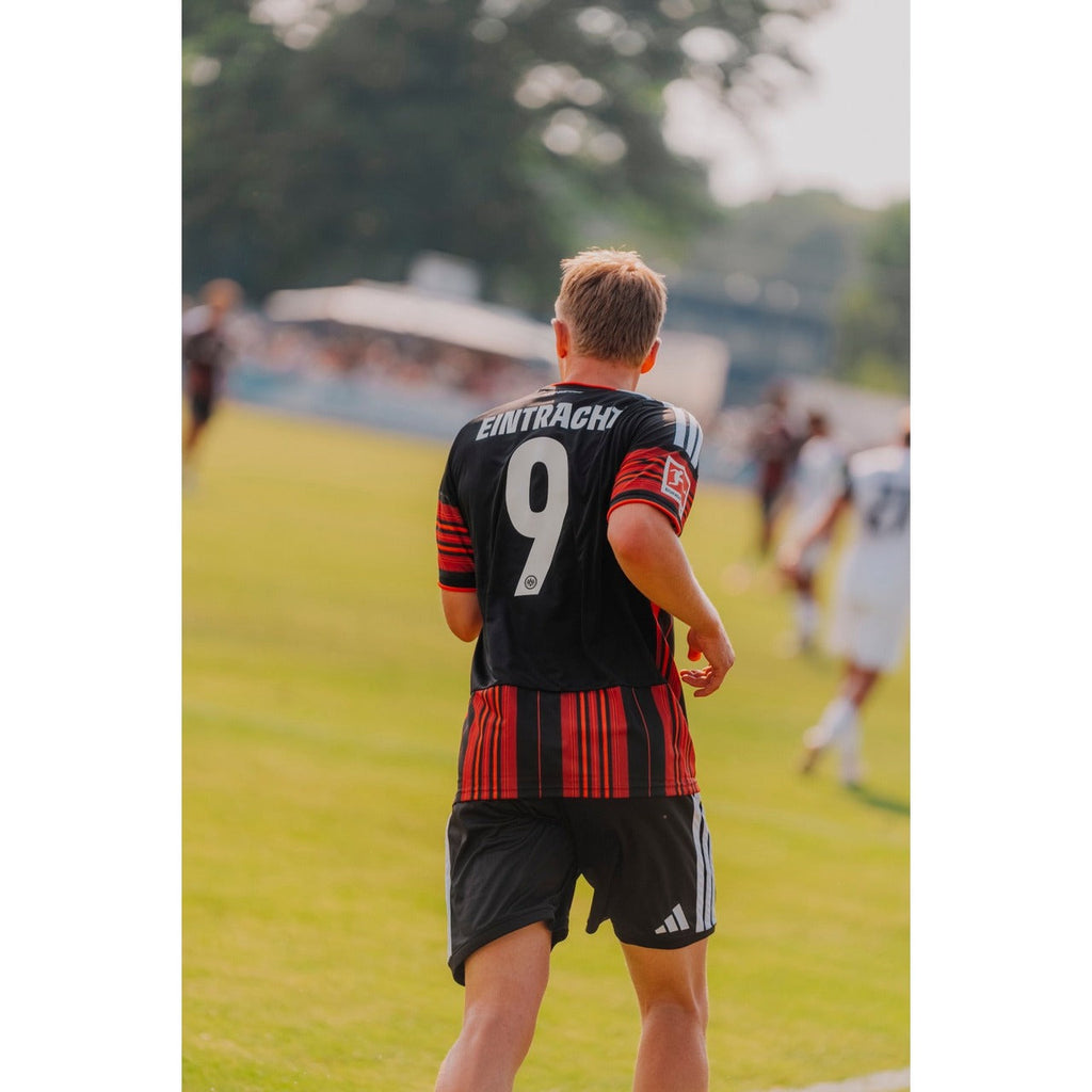 Eintracht Frankfurt 2026/27 Home Jersey (Custom)
