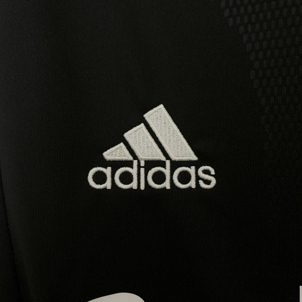 Retro Real Madrid Away Jersey 2001/02