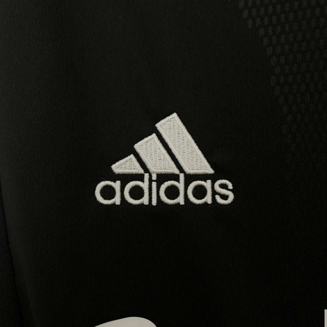 Retro Real Madrid Away Jersey 2001/02