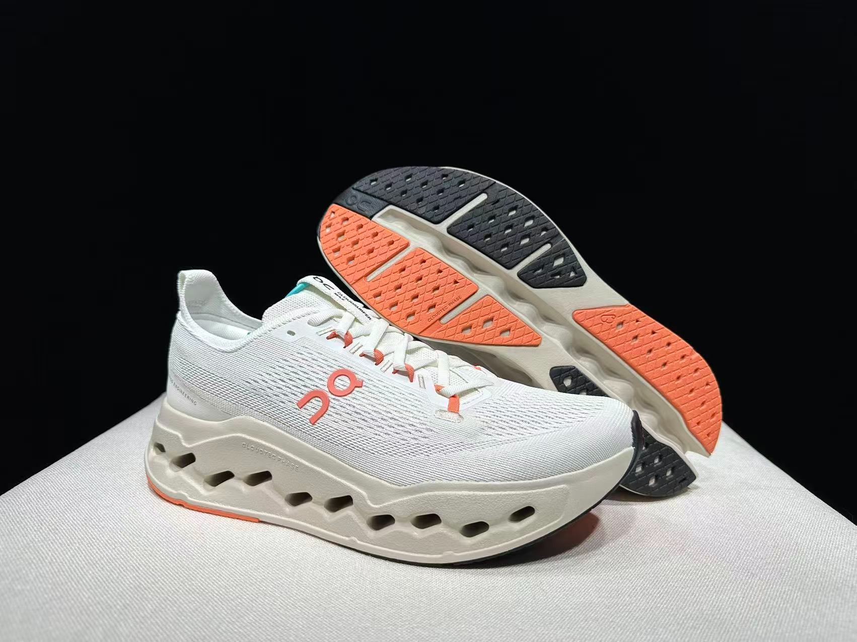 On Cloudsurfer Max Road-Running Shoes Ivory | Salmon