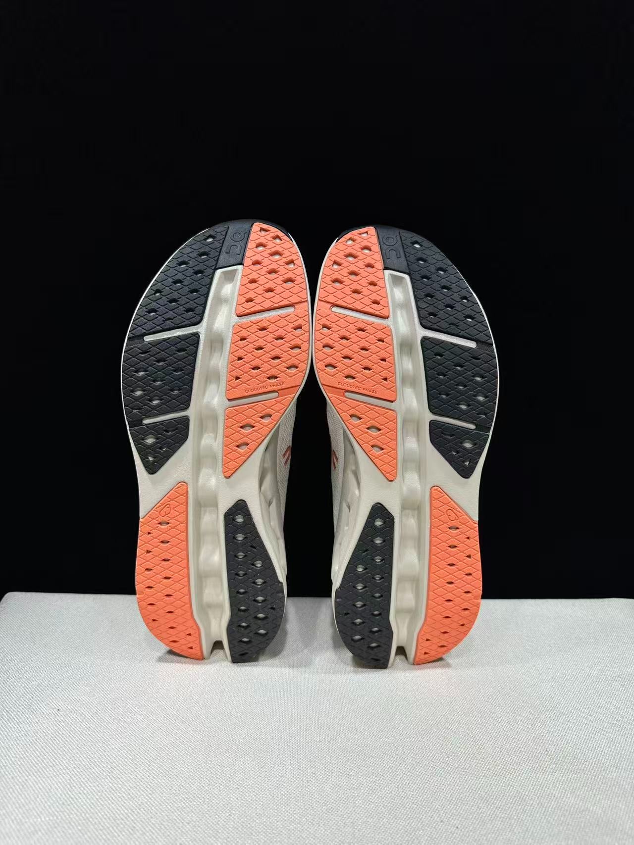 On Cloudsurfer Max Road-Running Shoes Ivory | Salmon