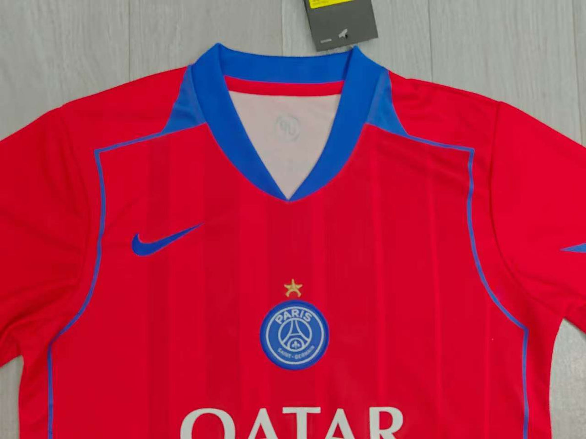KIDS Paris Saint-Germain  Fourth Mini Kit with star