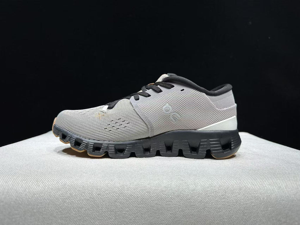 On CloudX4 - Fog/Black