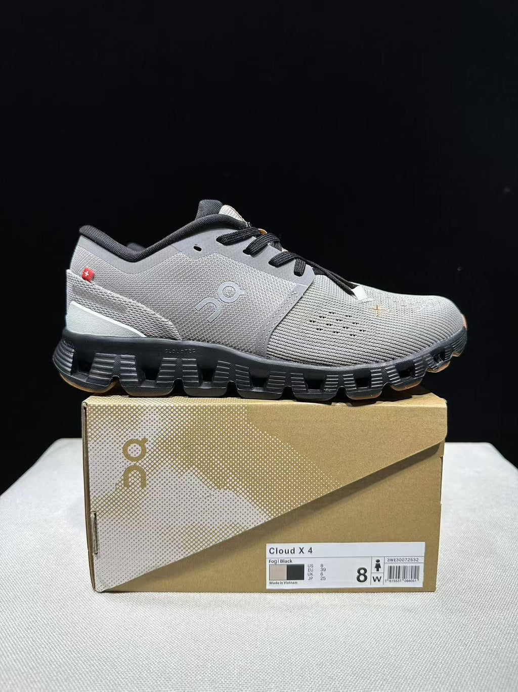 On CloudX4 - Fog/Black