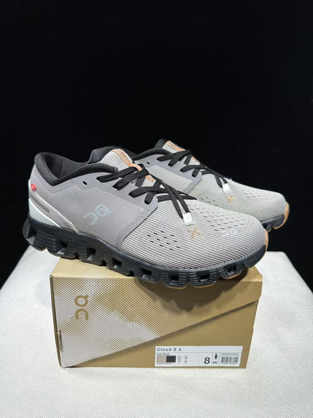 On CloudX4 - Fog/Black