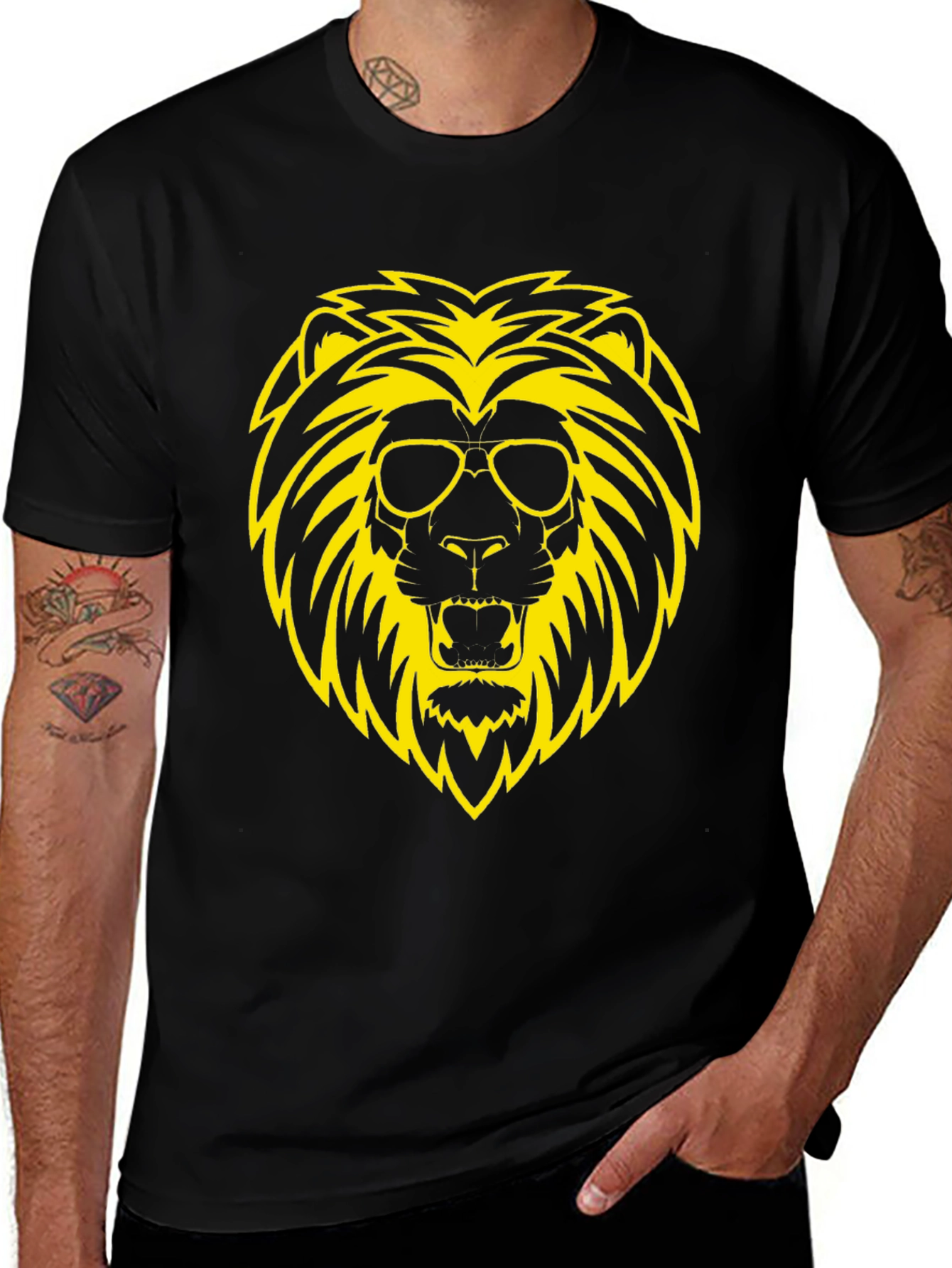 Cool Lion Graphic Tee - Black