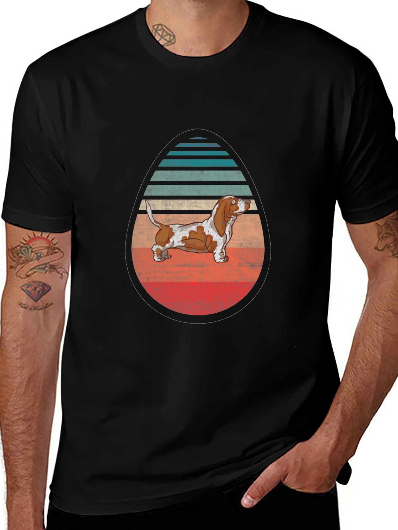 Basset Hound Egg-Shaped Retro Striped T-Shirt