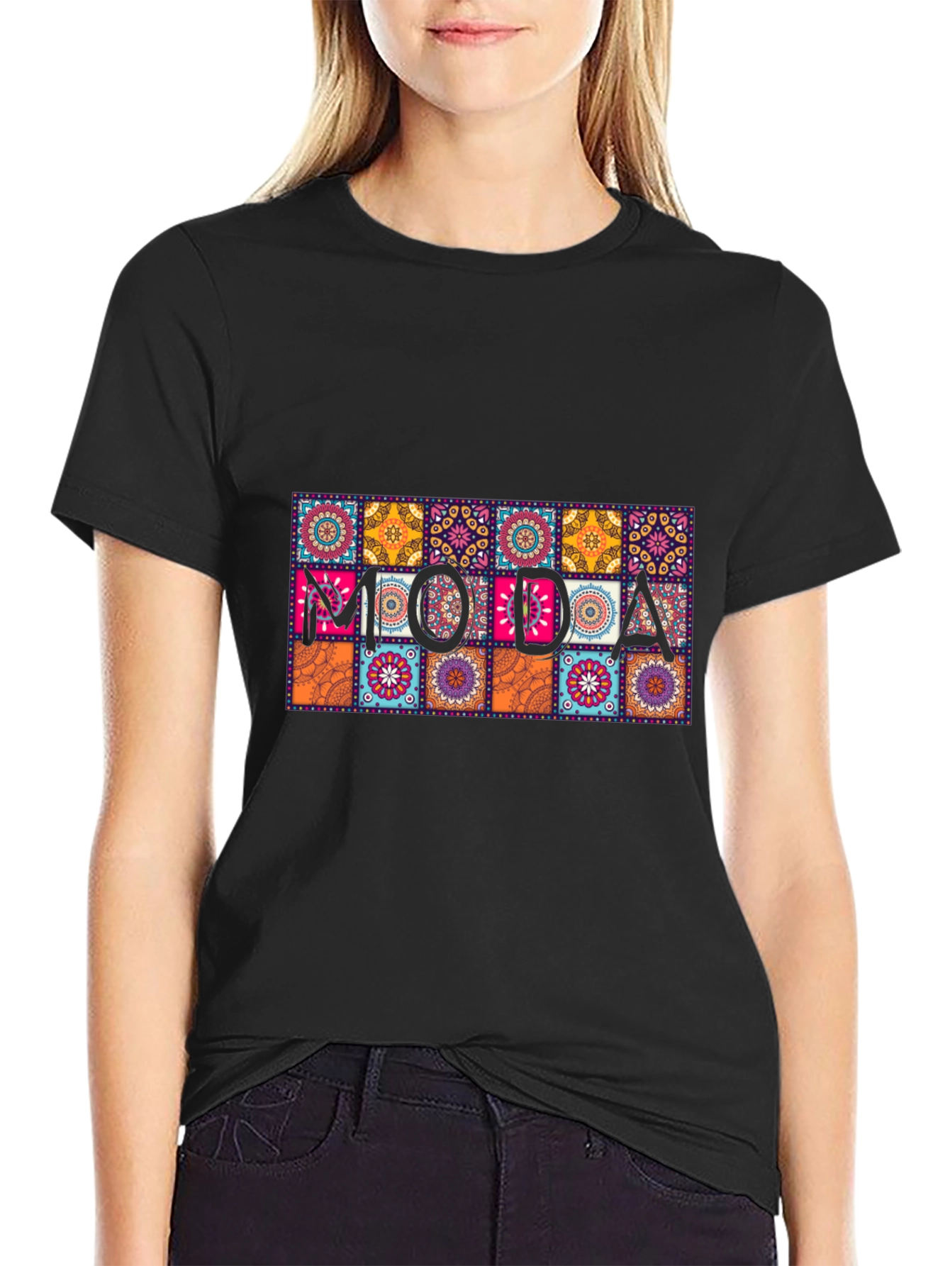 Moda Patterned Graphic Tee