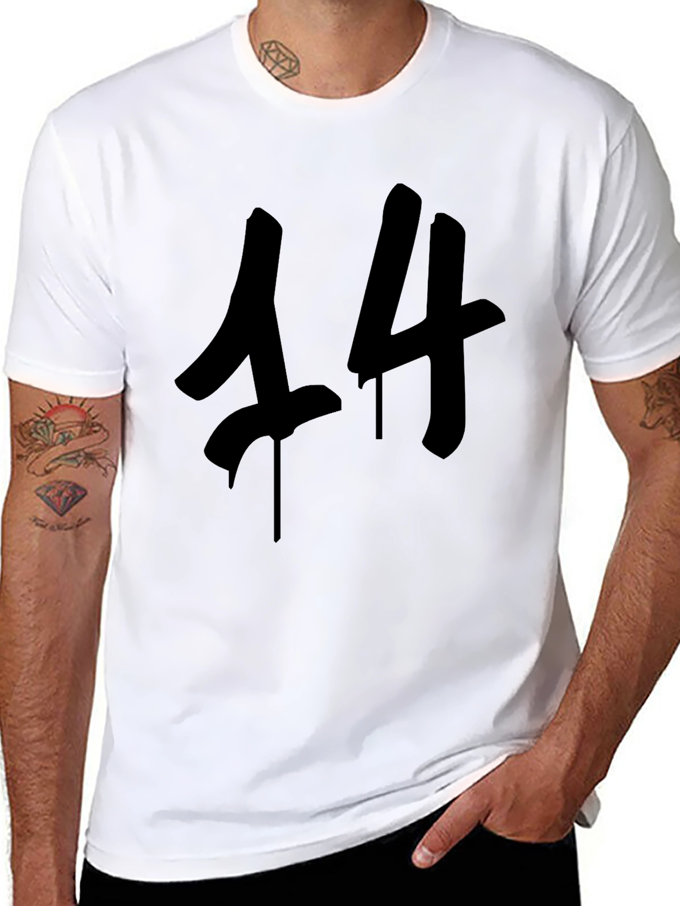 Black 14 Graphic Tee - Trendy Streetwear T-Shirt