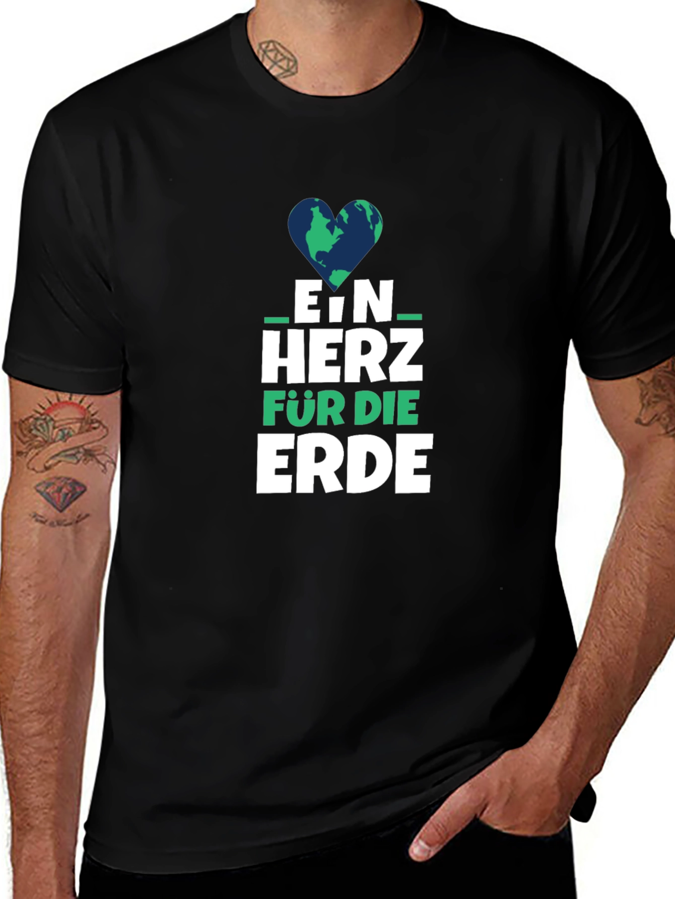 Earth Heart Graphic Tee - Ein Herz Fur Die Erde