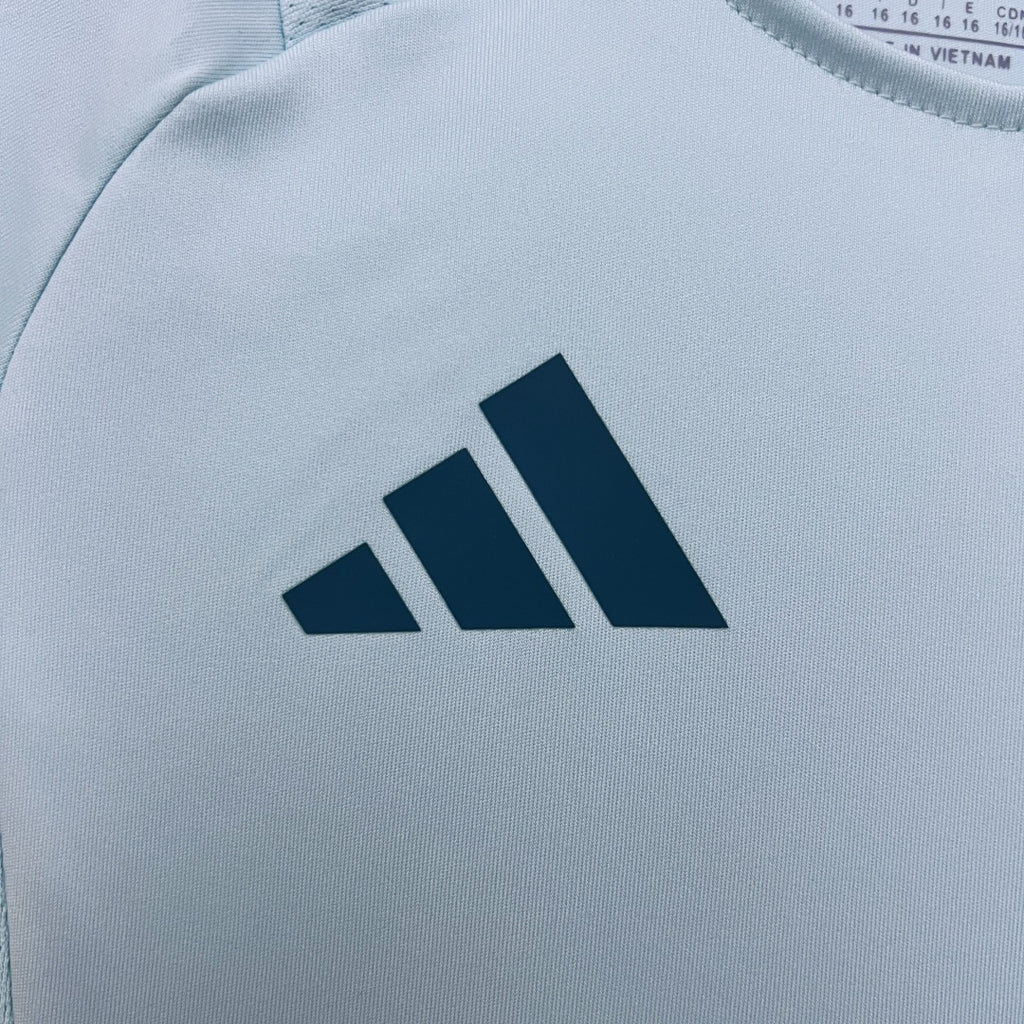 Kid's Cruzeiro EC Light Blue Traninng Kit 2025