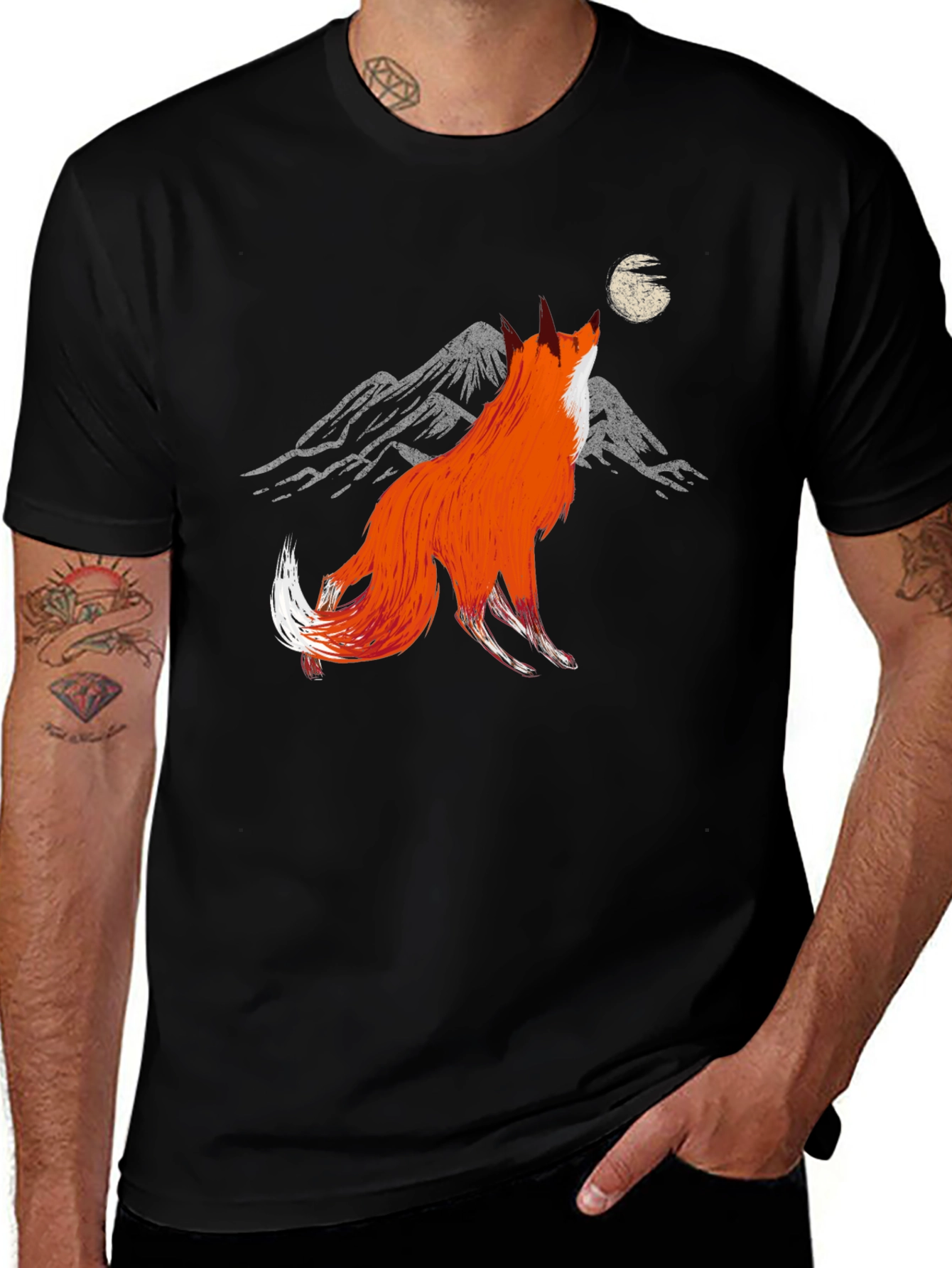Fox Howling at Moon Graphic Tee - Stylish Black T-Shirt