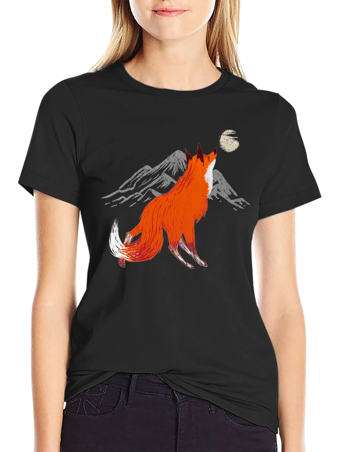 Fox Howling at Moon Graphic Tee - Stylish Black T-Shirt