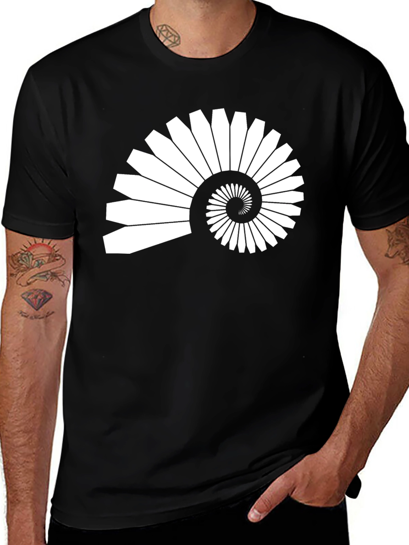 Abstract Nautilus Spiral Graphic T-Shirt