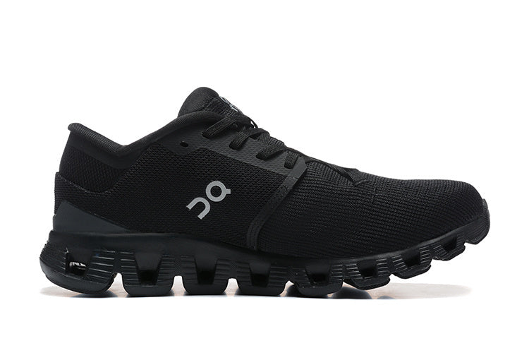On running cloud x 4 black