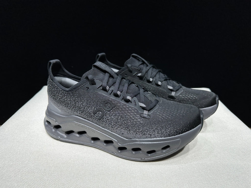 On Cloudsurfer Max Road-Running Shoes Black/Gray