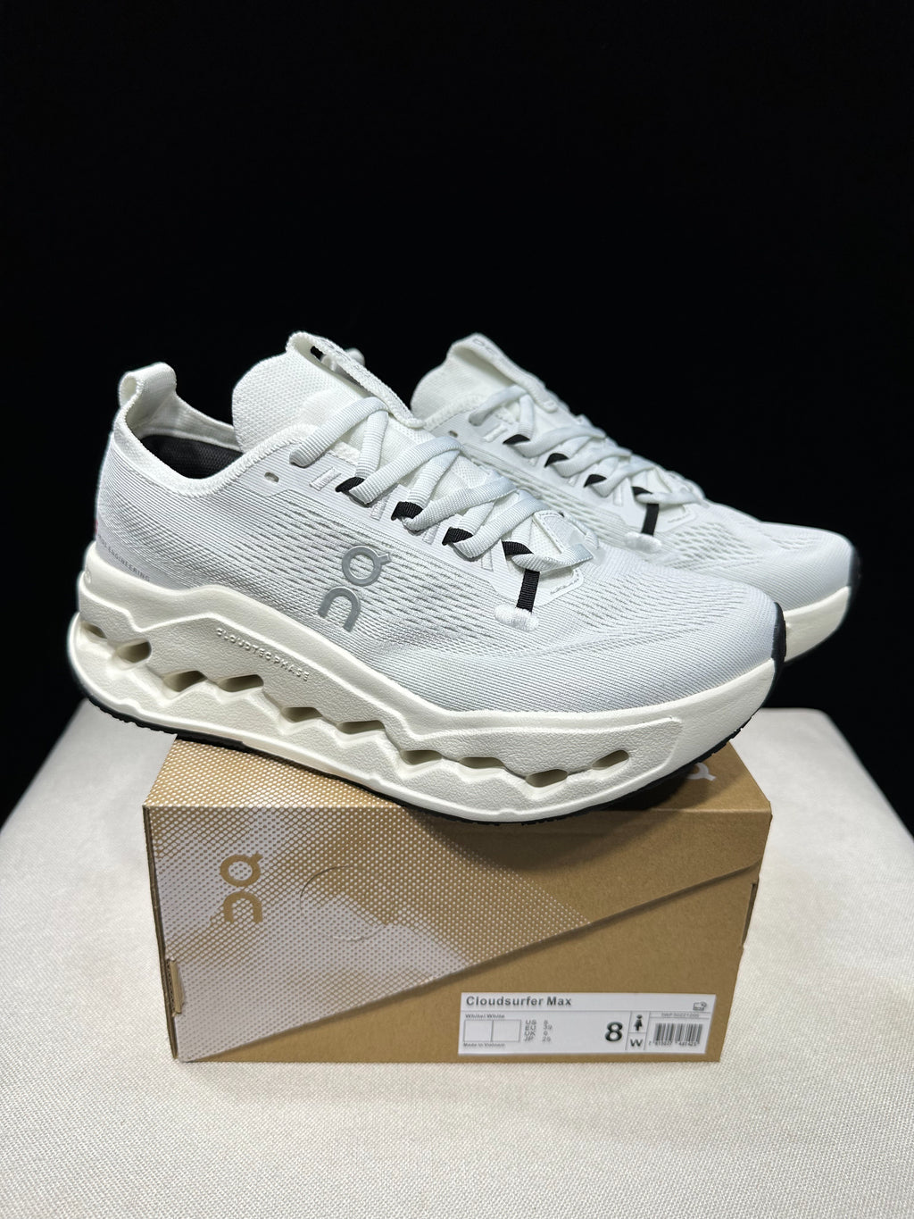 On Cloudsurfer Max Road-Running Shoes White