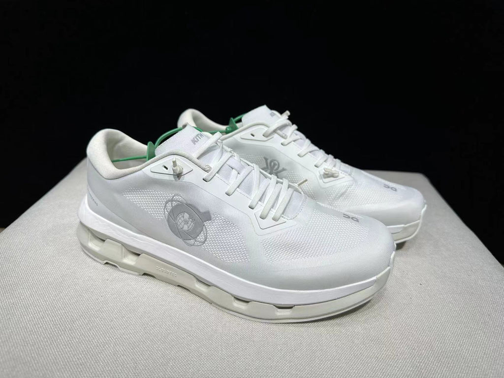On Running Cloudzone Kith White
