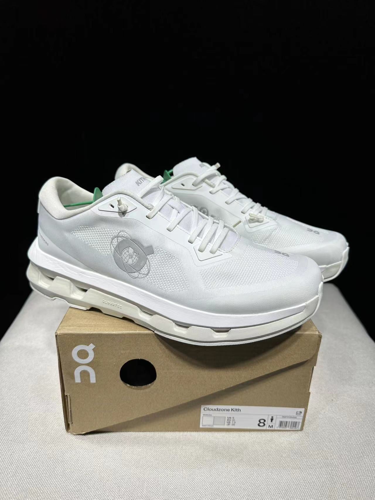 On Running Cloudzone Kith White