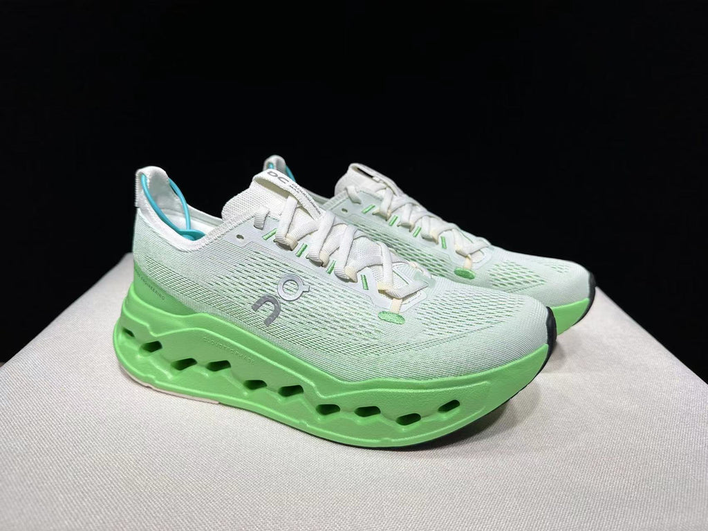 On Cloudsurfer Max Road-Running Shoes White/Green