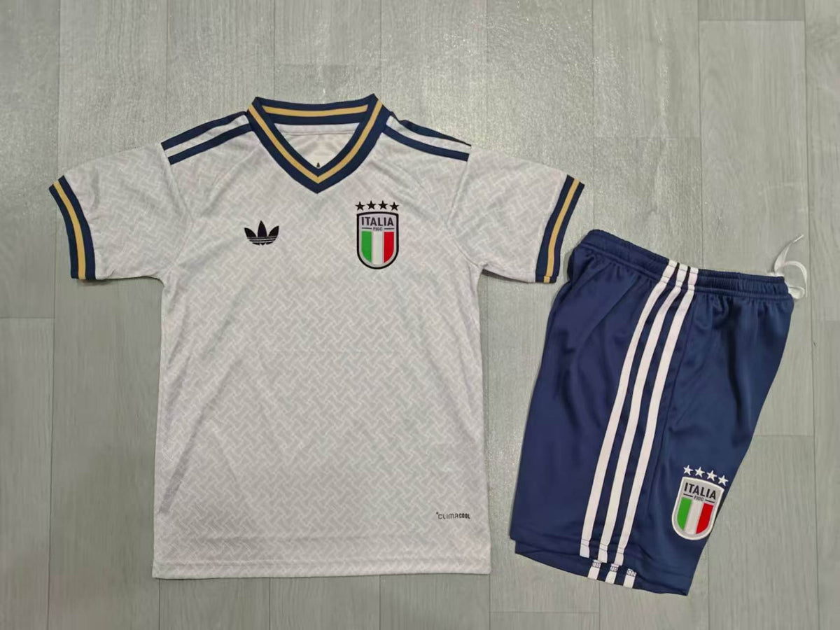 KIDS Italy  World Cup Away Kit – Grey Geometric Pattern
