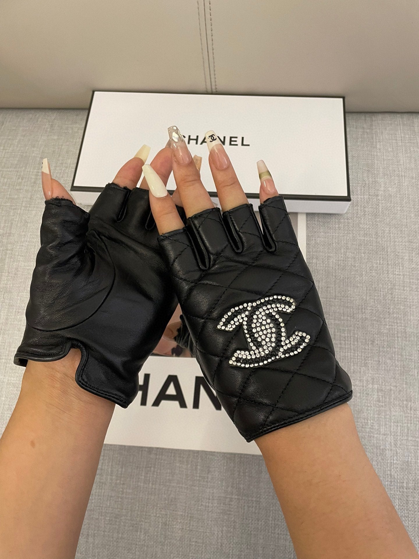 FIGERLESS GLOVES IN BLACK SHEEPSKIN 463851