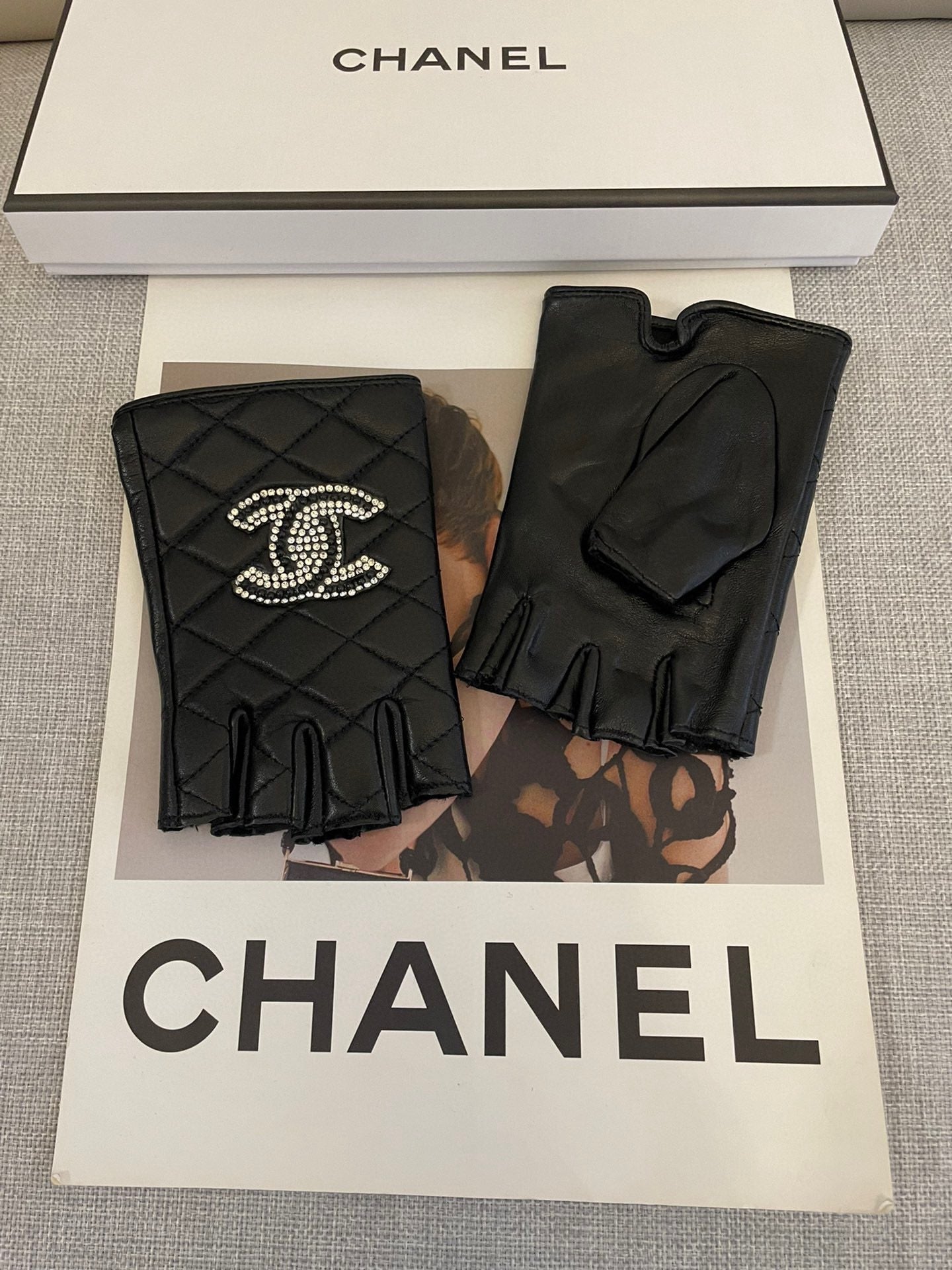 FIGERLESS GLOVES IN BLACK SHEEPSKIN 463851