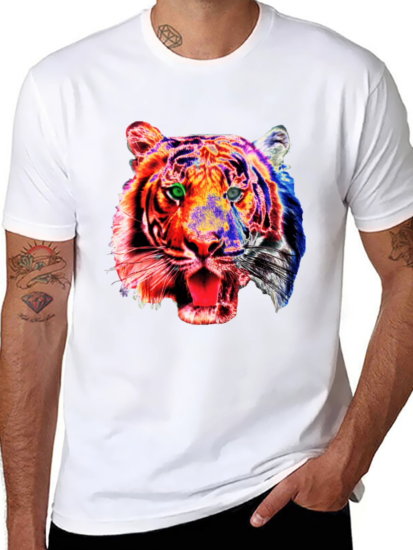 Bold Tiger Graphic Tee - Modern Style