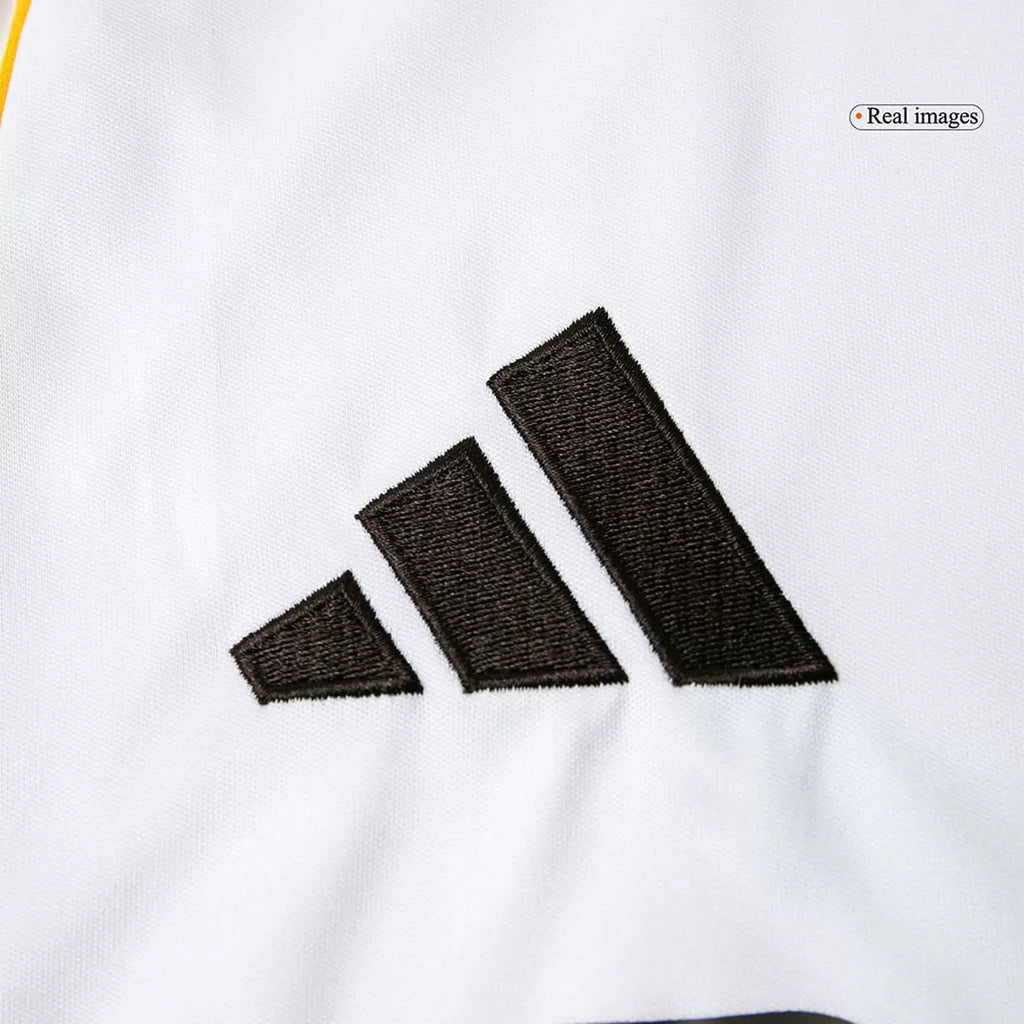 MBAPPÉ #10 Real Madrid Home Jersey 2025/26