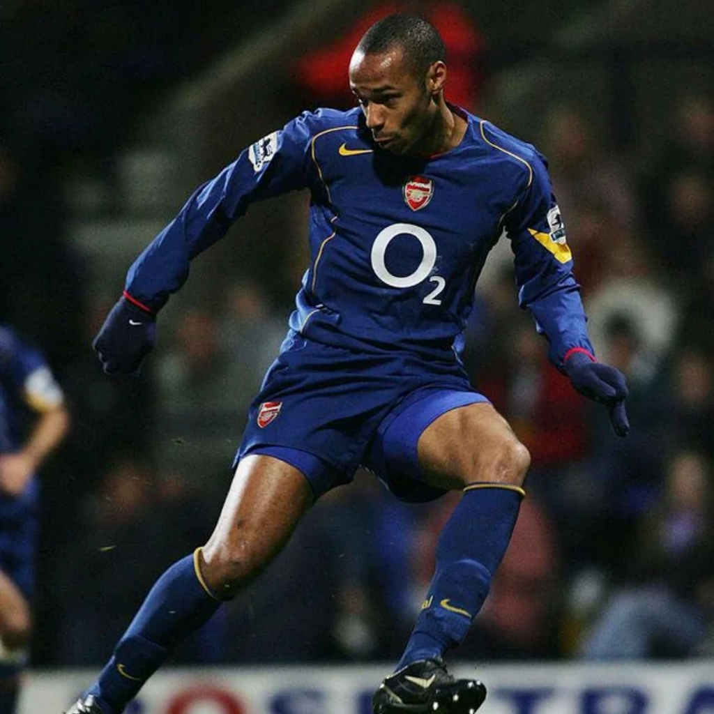 Retro Arsenal Away Jersey 2004/05